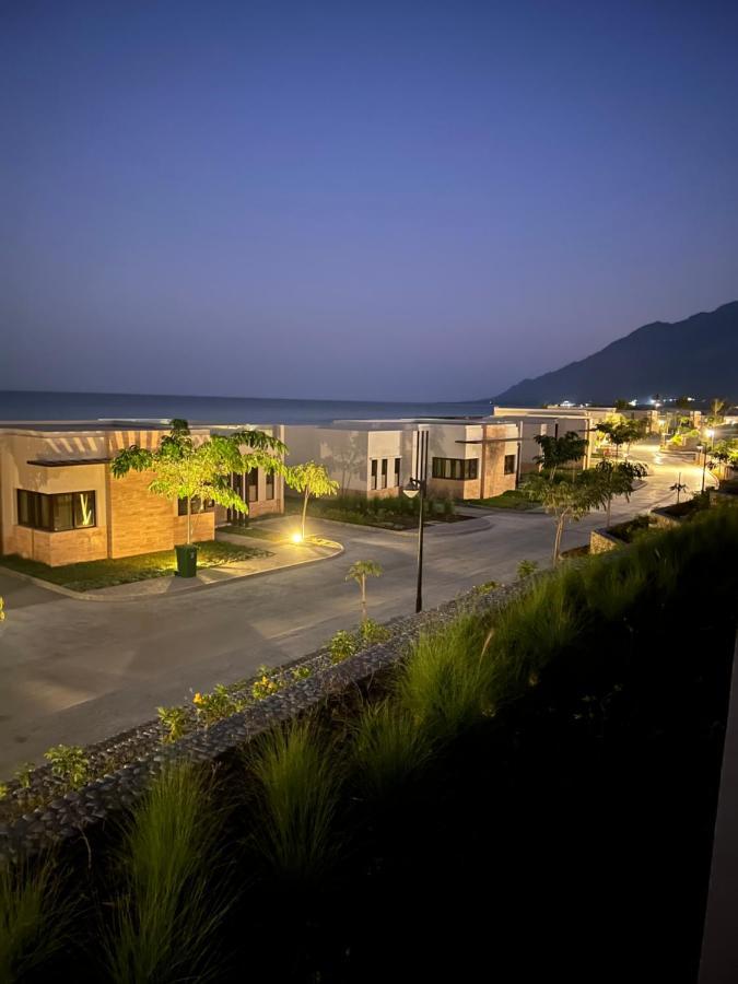 Beach Front Le Bon Villa Maskat Exteriér fotografie